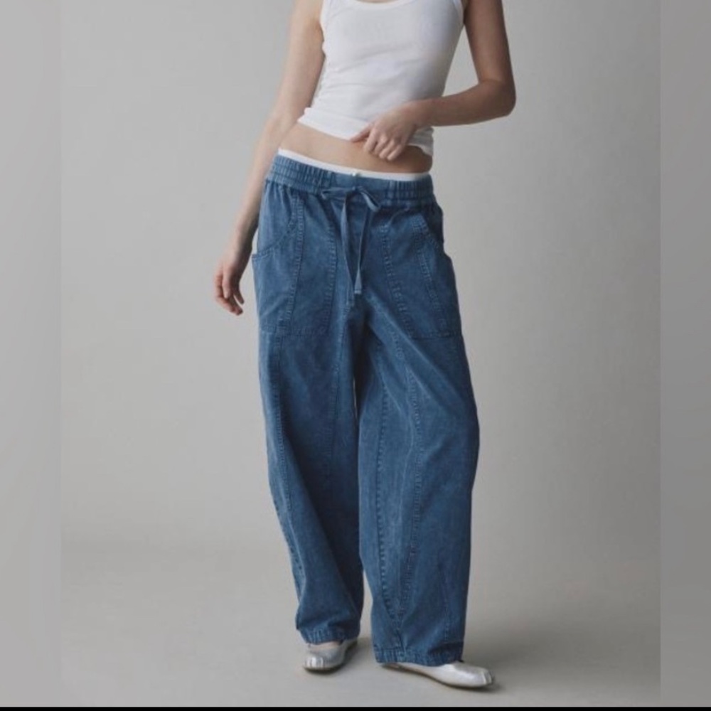 BDG Surplus Cotton Barrel Pant